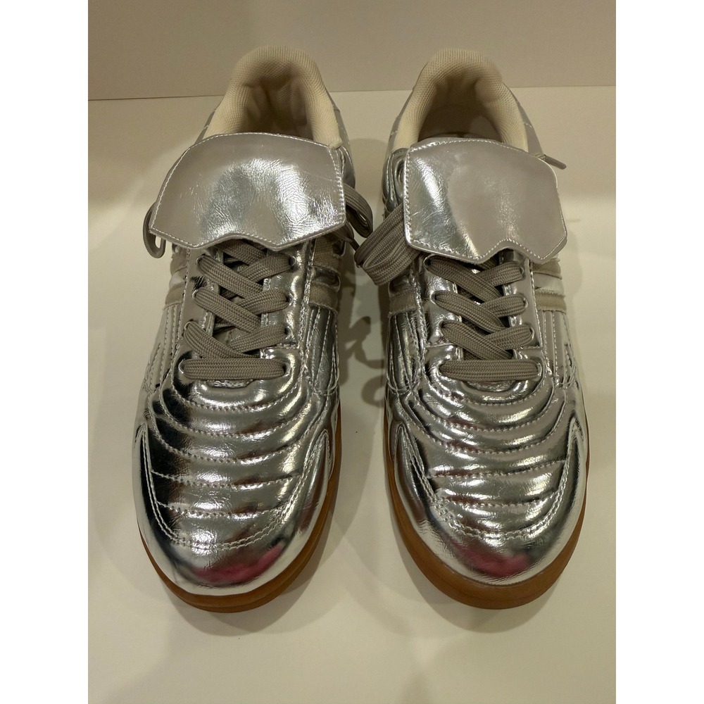 Steve‎ Madden Madrid Silver Metallic Soccer Style Sneakers Shoes Women Size 9.5M